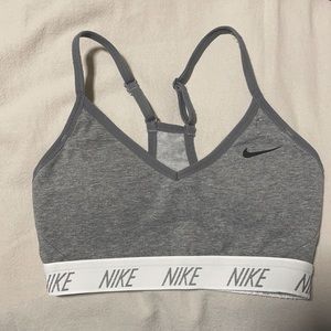 nike sport’s bra